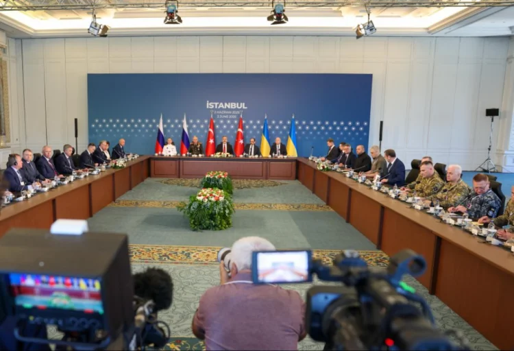 Moskva ilə Kiyev arasında danışıqlar başa çatıb FOTO