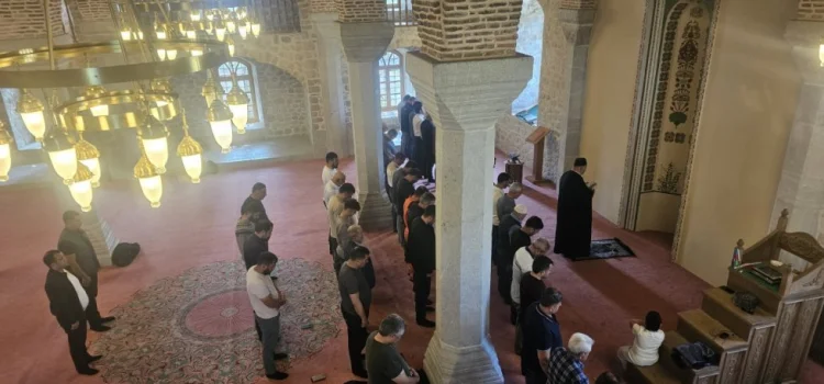 Şuşada bayram namazı qılınıb