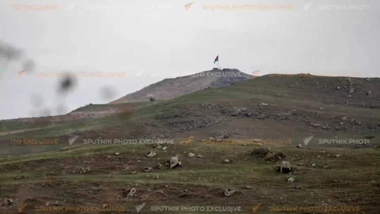 Ermənistan MTX: İki yeniyetmə azaraq Azərbaycana keçib
