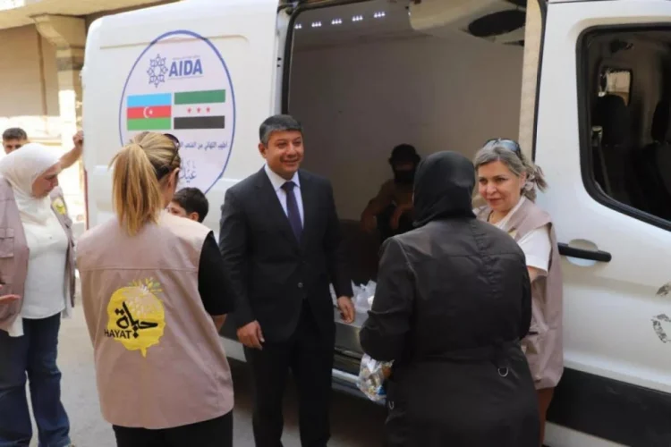 Azərbaycan Suriyada növbəti xeyriyyə aksiyası keçirib FOTO