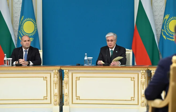 Tokayev və Radev Astanada Orta Dəhlizi müzakirə ediblər