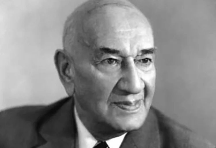 Bu gün Xalq şairi Süleyman Rüstəmin vəfatından 36 il ötür