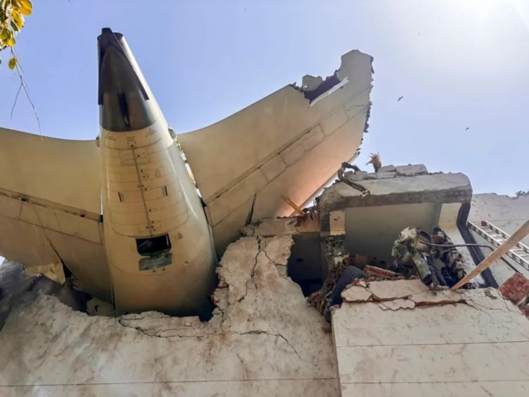 "Air India" təyyarəsinin qəzaya uğramasının təfərrüatları