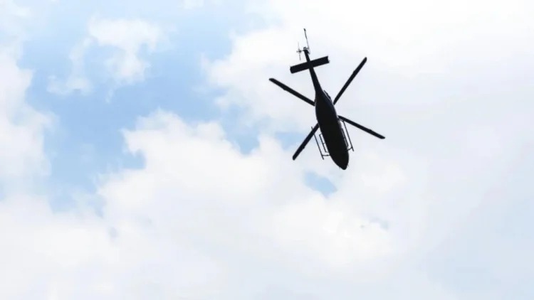 Hindistanda helikopter qəzaya uğrayıb
