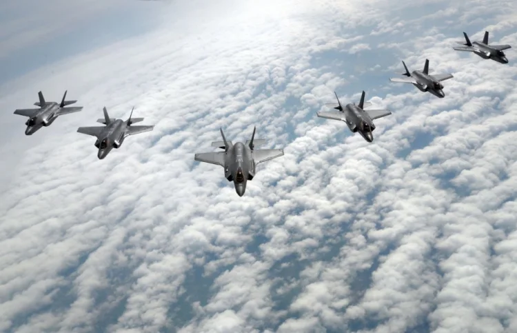 Göyərçinləri səmadan F-35-lər necə qovdu?