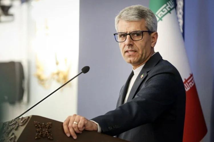 İran XİN G7 liderlərinin birgə bəyanatını pisləyib