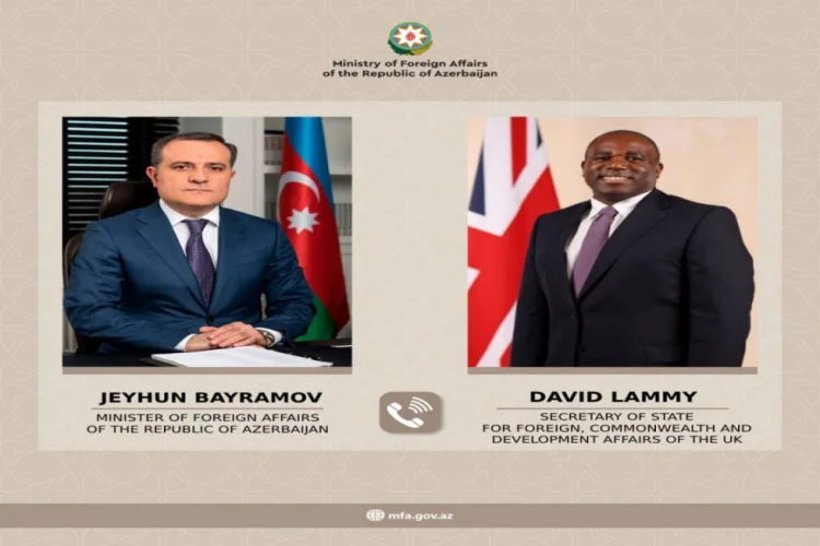 C.Bayramov və Britaniyanın XİN başçısı telefonla danışıb