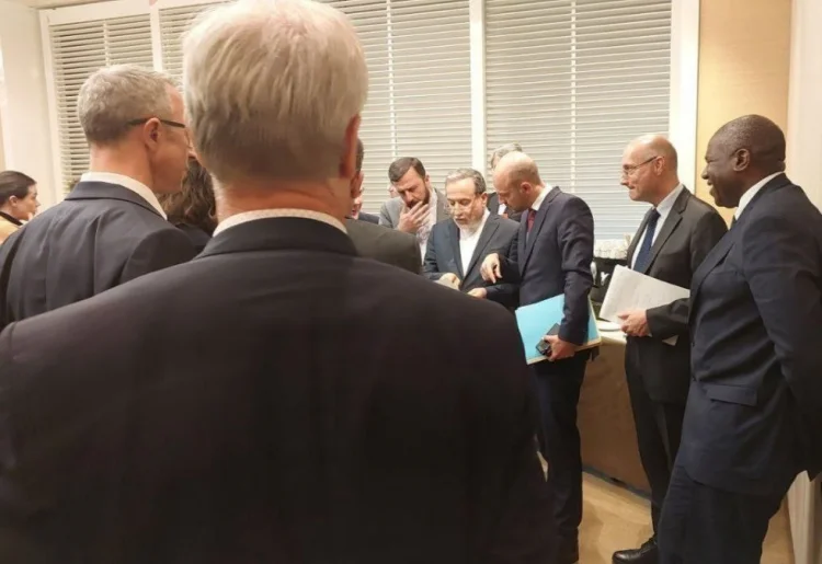Cenevrədə İran Aavropa danışıqları keçirilib