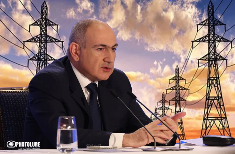 Paşinyan Ermənistanın Elektrik Şəbəkələrini dövlətə qaytarır