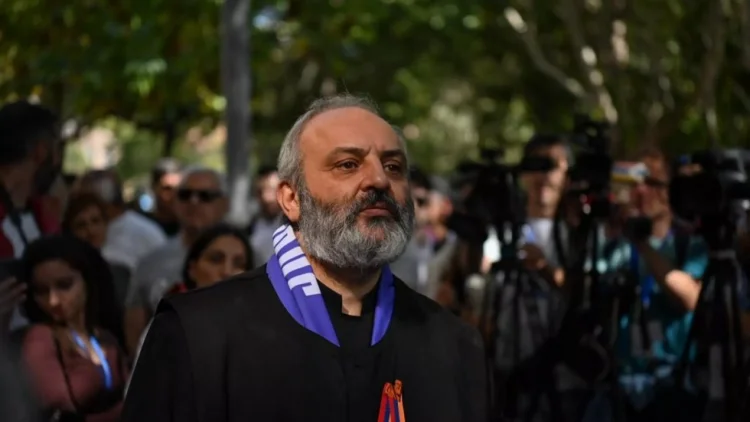 Baqrat Qalstanyan və digərləri iki ay müddətinə həbs edildi