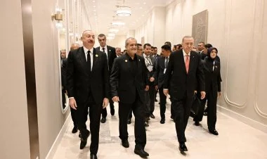 İƏT-in (ECO) 17-ci Xankəndi sammitinin kuluarlarından