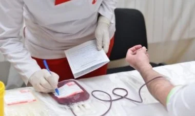 Aşura günü 2696 nəfər könüllü qan verib
