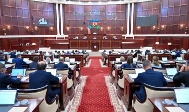 Milli Məclis deputatları tətilə çıxdılar