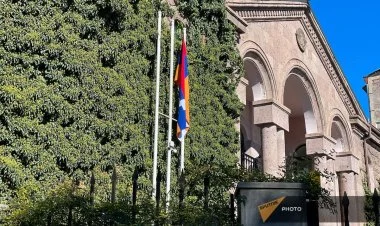 Paşinyan separatçıların "nümayəndəliyi”ni əllərindən alır