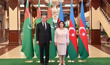 Sahibə Qafarova Qurbanqulu Berdiməhəmmədovla görüşüb