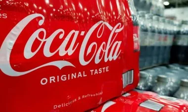 Tramp “Coca-Cola”nın reseptini dəyişir