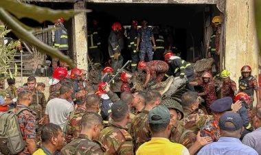 Banqladeşdə təyyarə məktəbə çırpılıb, azı 19 nəfər ölüb