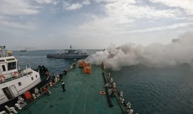 Xəzərdə təlim fırtınası