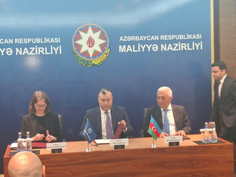 Dünya Bankı Azərbaycana bərpa olunan enerjiyə kredit verir