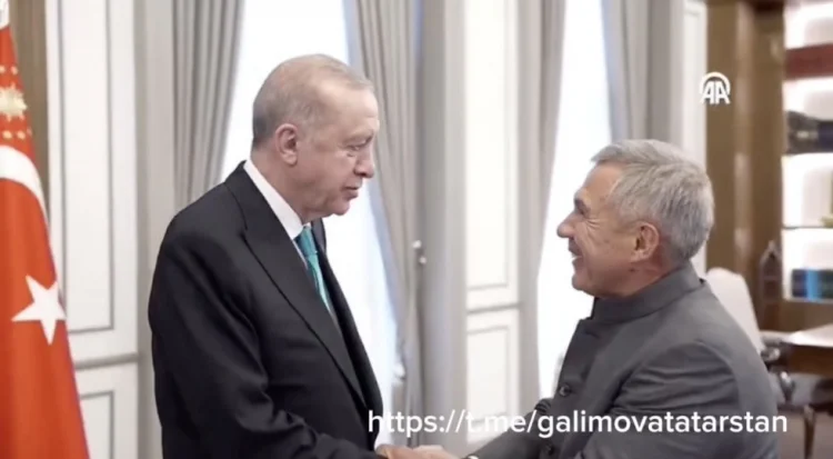 Ərdoğan Türkiyədə səfərdə olan Rüstəm Minnixanovla görüşüb
