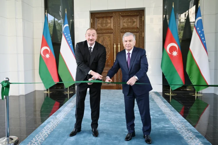 Özbəkistan səfirliyinin yeni binasının açılışı olub