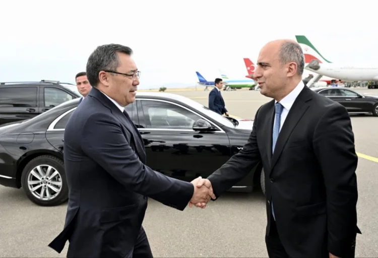 Qırğız lideri Sadır Japarovun Azərbaycana səfəri başa çatıb