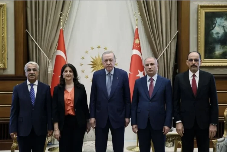 Ərdoğan DEM Partiya heyətiylə PKK tərksilahından danışıb