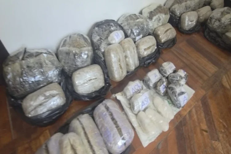İrandan narkotikin keçirilməsinin qarşısı alınıb
