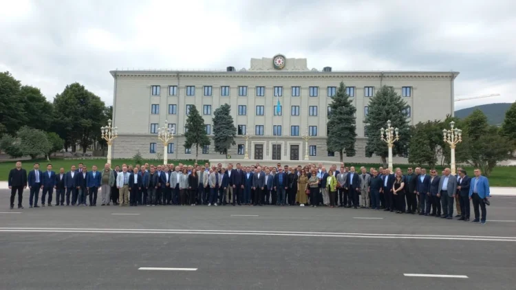 Diplomatlarımız Xankəndi şəhərinə gəliblər FOTO