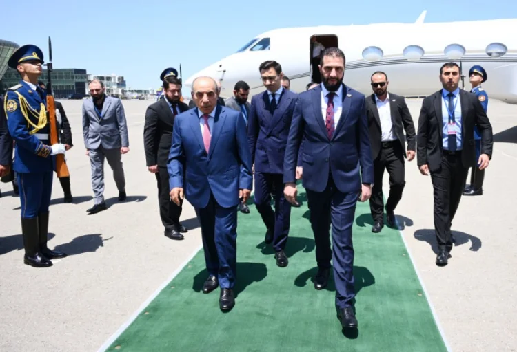 Suriya Prezidenti Azərbaycana işgüzar səfərə gəlib