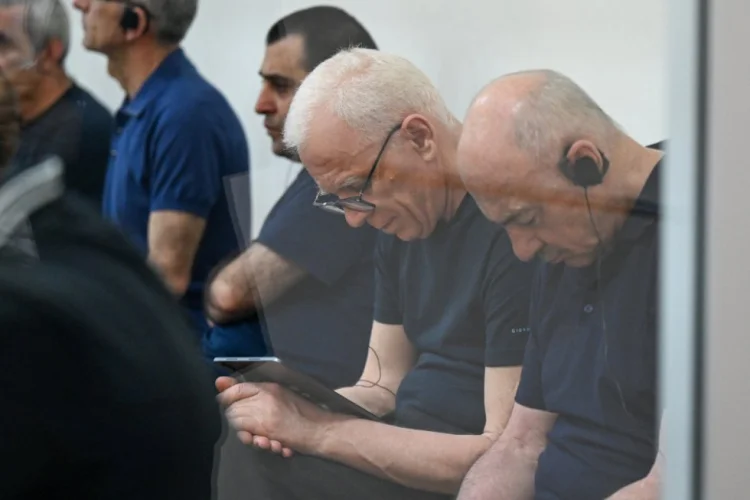 Ermənilərin məhkəməsi davam edir YENİLƏNİR