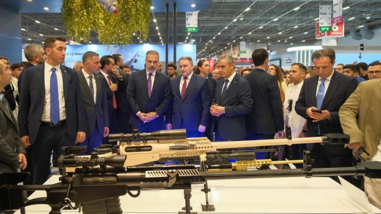 H.Fidan və S.Bayraktar “IDEF 2025”də “Azərsilah”ın stendində