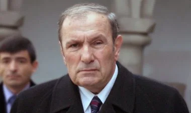 “Kor” Levon mövqeyini bildirməkdən çəkinib