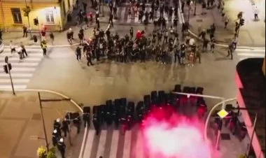 Serbiyada kütləvi etirazlar davam edir FOTO