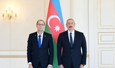 İlham Əliyev İsrailin yeni təyin olunmuş səfiri qəbul edib