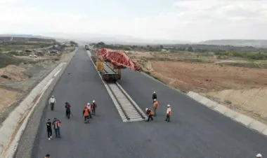 Bu gün Qars-Naxçıvan dəmir yolunun təməli qoyulub VIDEO