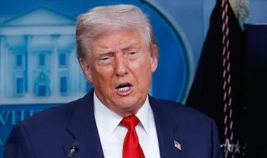 Tramp "NBC" və "ABC"nin ləğvini tələb edir