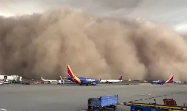 Qum fırtınası ABŞ-da Feniks hava limanını iflic edib