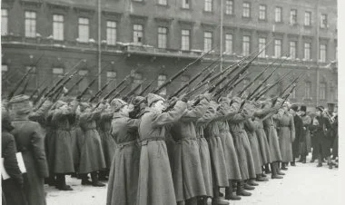 1920-ci ildə müstəqilliyimiz qan içində boğuldu