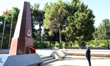 Bakıda Türk şəhidliyi ziyarət edilib