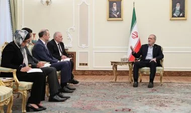 Məsud Pezeşkian Armen Qriqoryanı qəbul edib