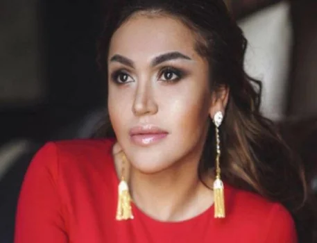 Müğənni Rəqsanə ev dustaqlığına buraxıldı