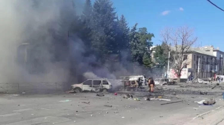 Rusiya Donetskə zərbələr endirib
