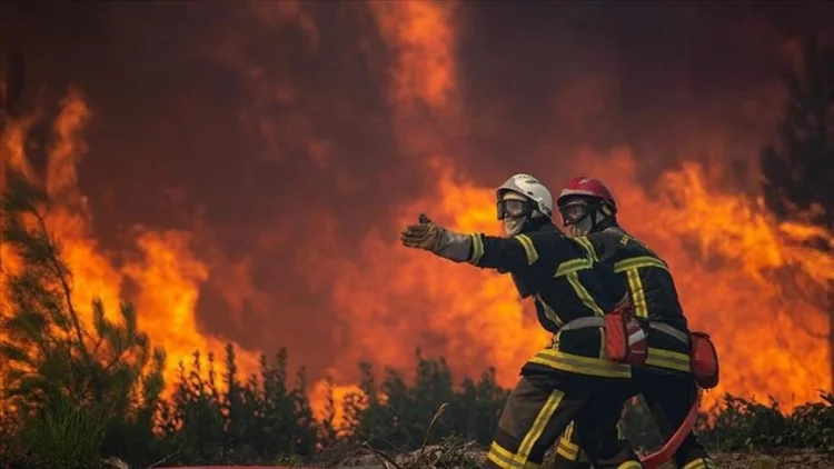 Fransanın cənubunu dəhşətli meşə yanğınları bürüyüb FOTO