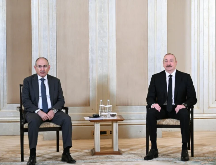 "Gələcək gün bizi nə gözləyir?"