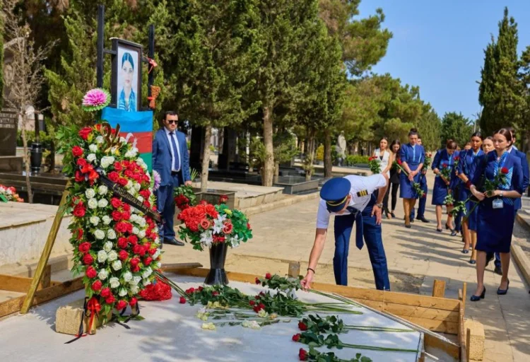 Milli Qəhrəman Hökumə Əliyeva ad günündə yad edilib
