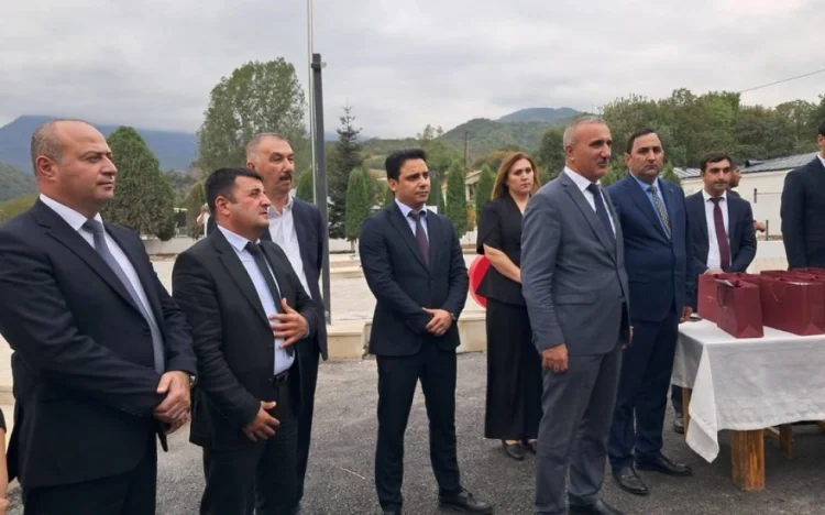 Vəngliyə yola salınan ilk köç karvanı kəndə çatıb YENİLƏNİB