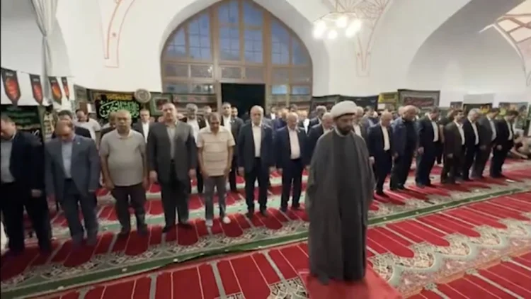 Məsud Pezeşkian İrəvandakı Göy məscidi ziyarət edib FOTO