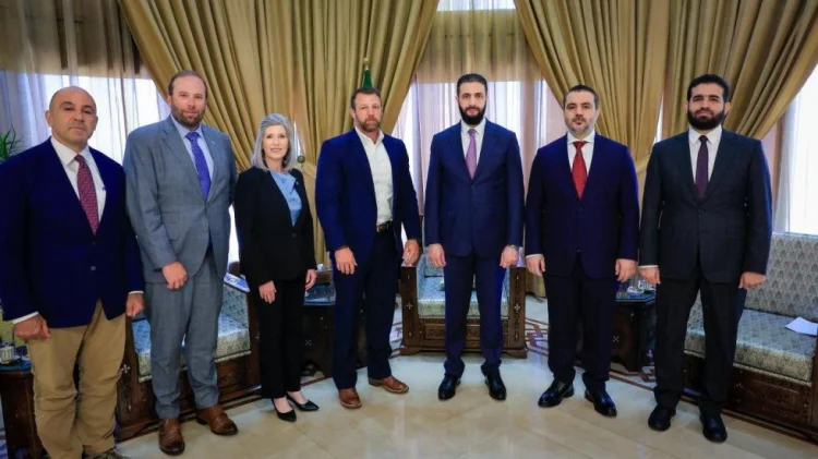 Suriya Prezidenti Dəməşqdə amerikalı senatorlarla görüşüb