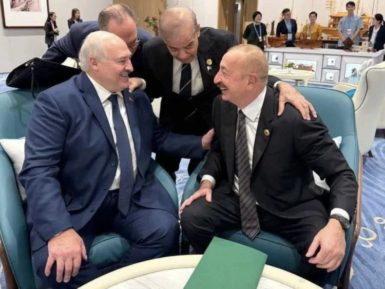 Prezident İlham Əliyev Çində bir sıra görüşlər keçirib FOTO